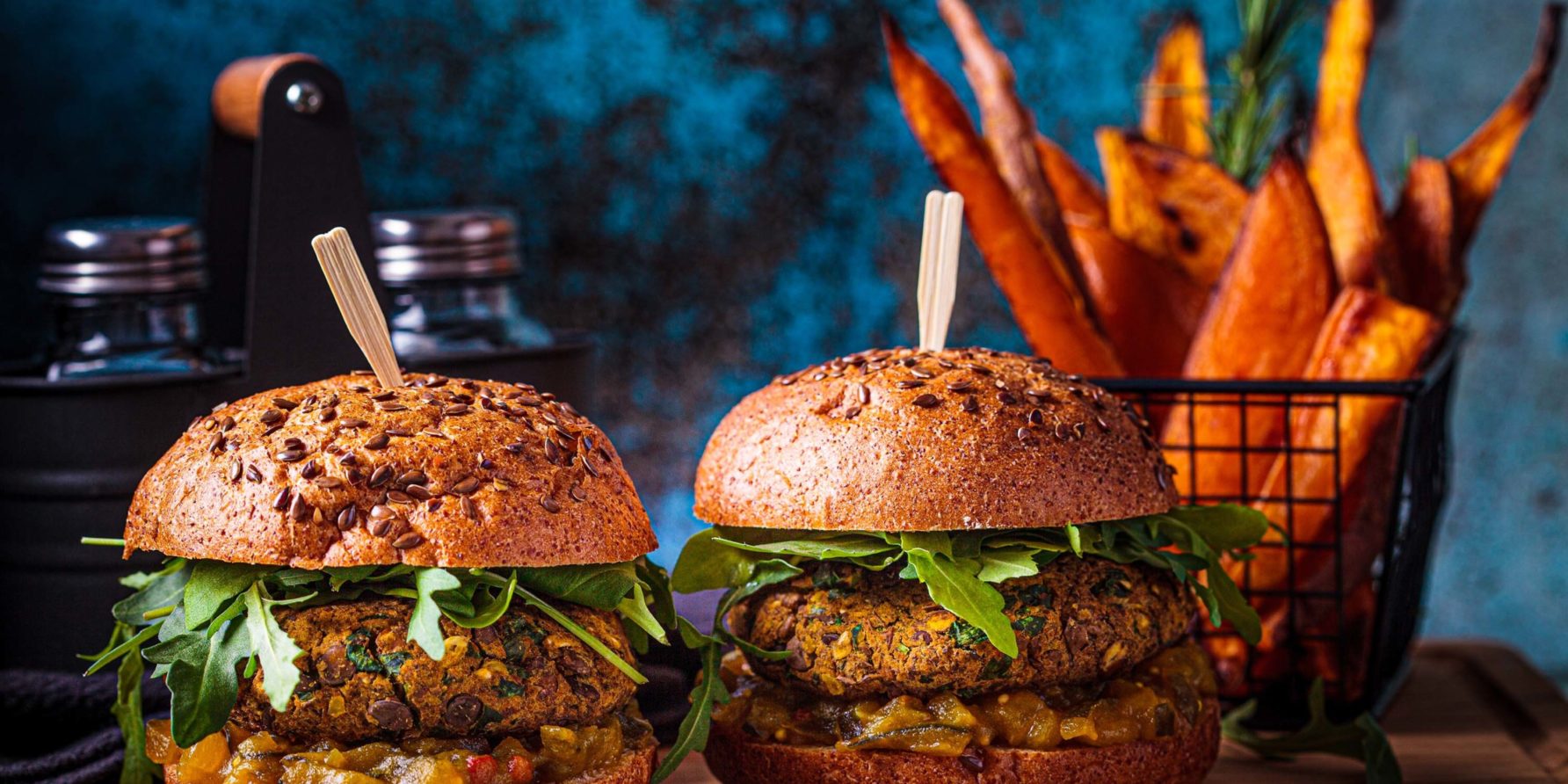 Linsenburger mit Süßkartoffel-Pommes